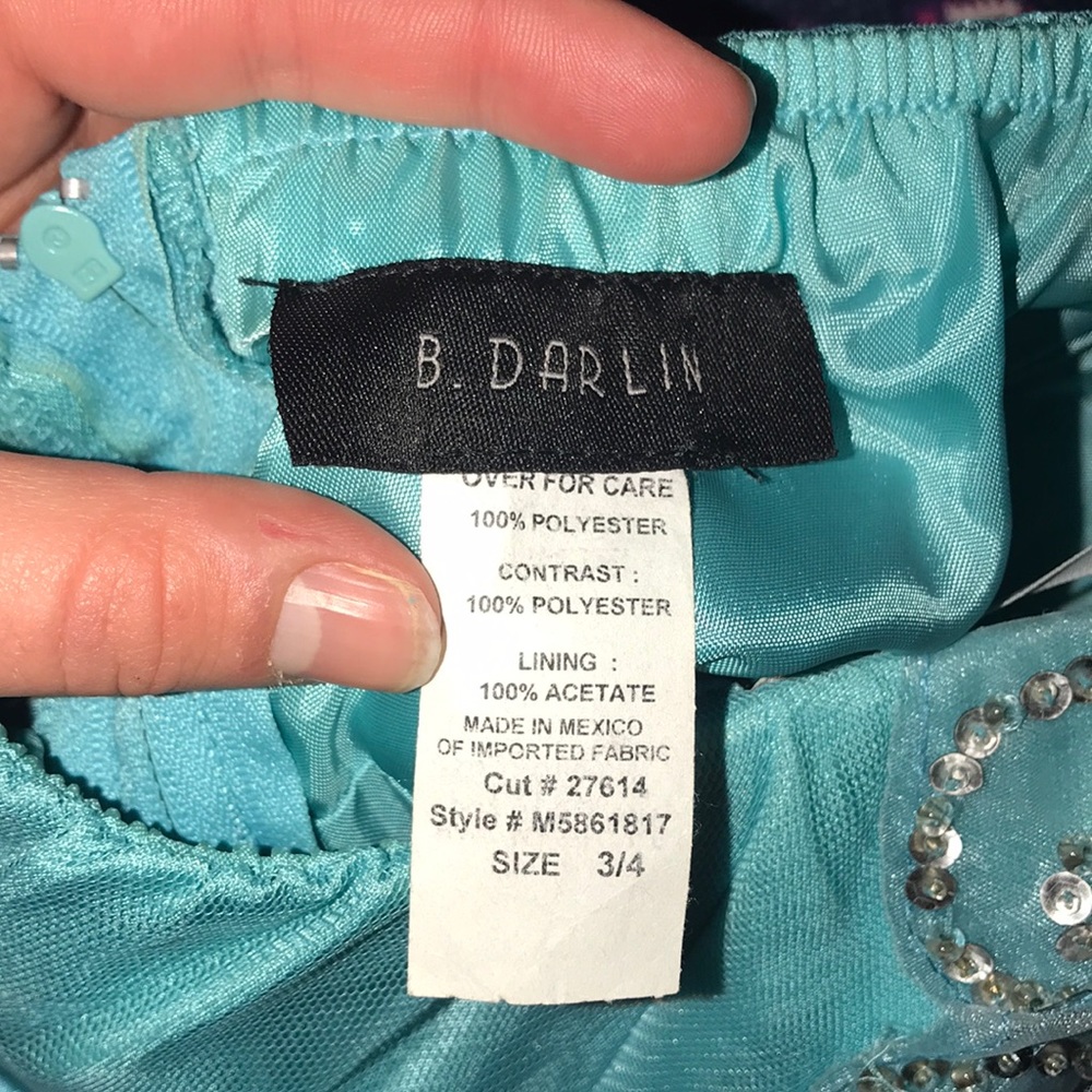 Dress - Picture 4 of 4